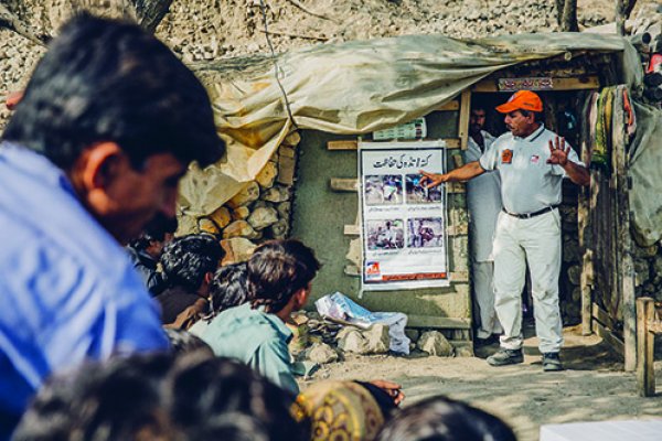 Brooke's Dr Nawas trains the local community in Pakistan Brooke's Dr Nawas trains the local community in Pakistan