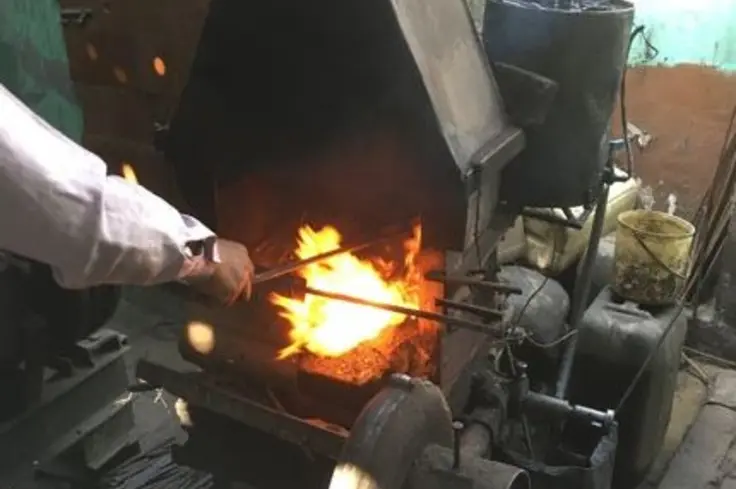 India shoemaking 1 portrait.jpg